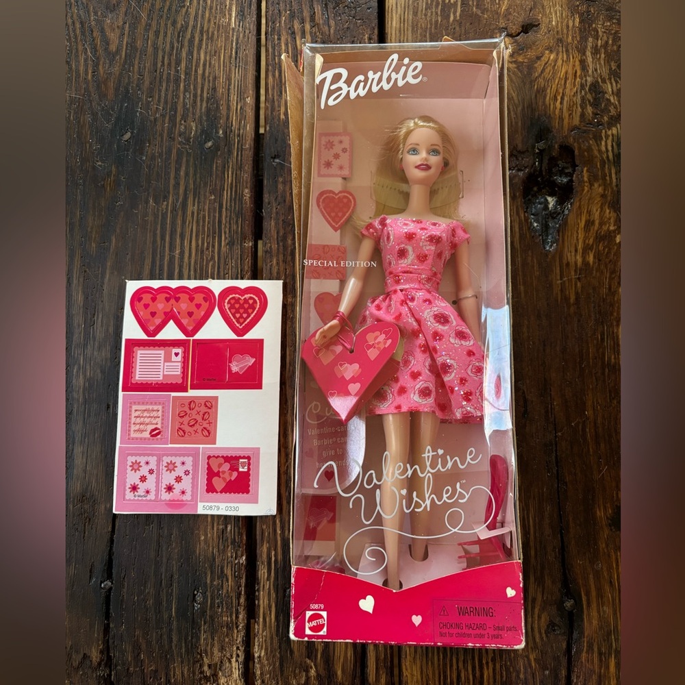 NIB 2001 Barbie Valentine Wishes Doll